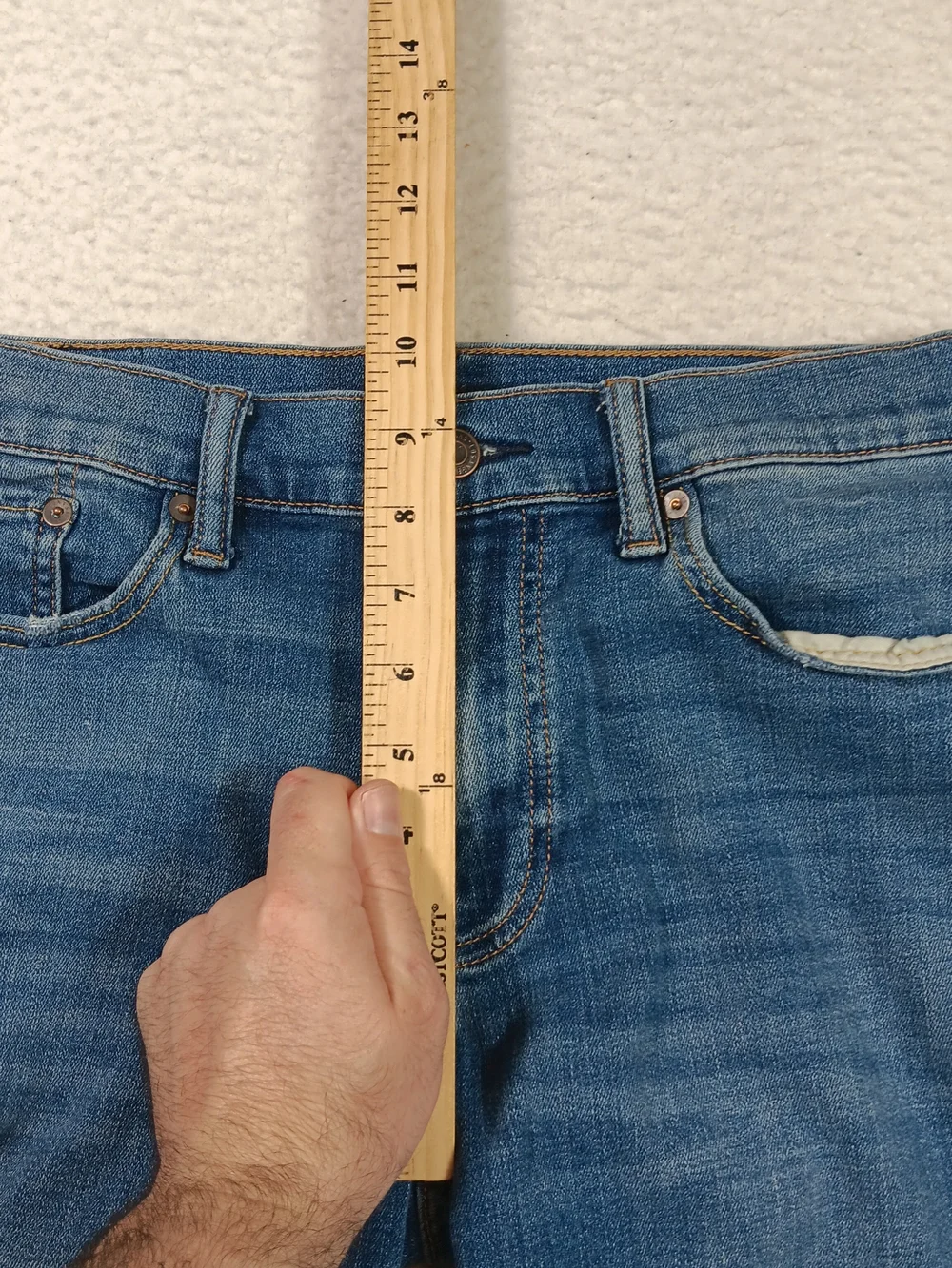 Lucky Brand Jeans Mens 31x32 Blue Denim 363 Vintage Straight Stretch Whiskers